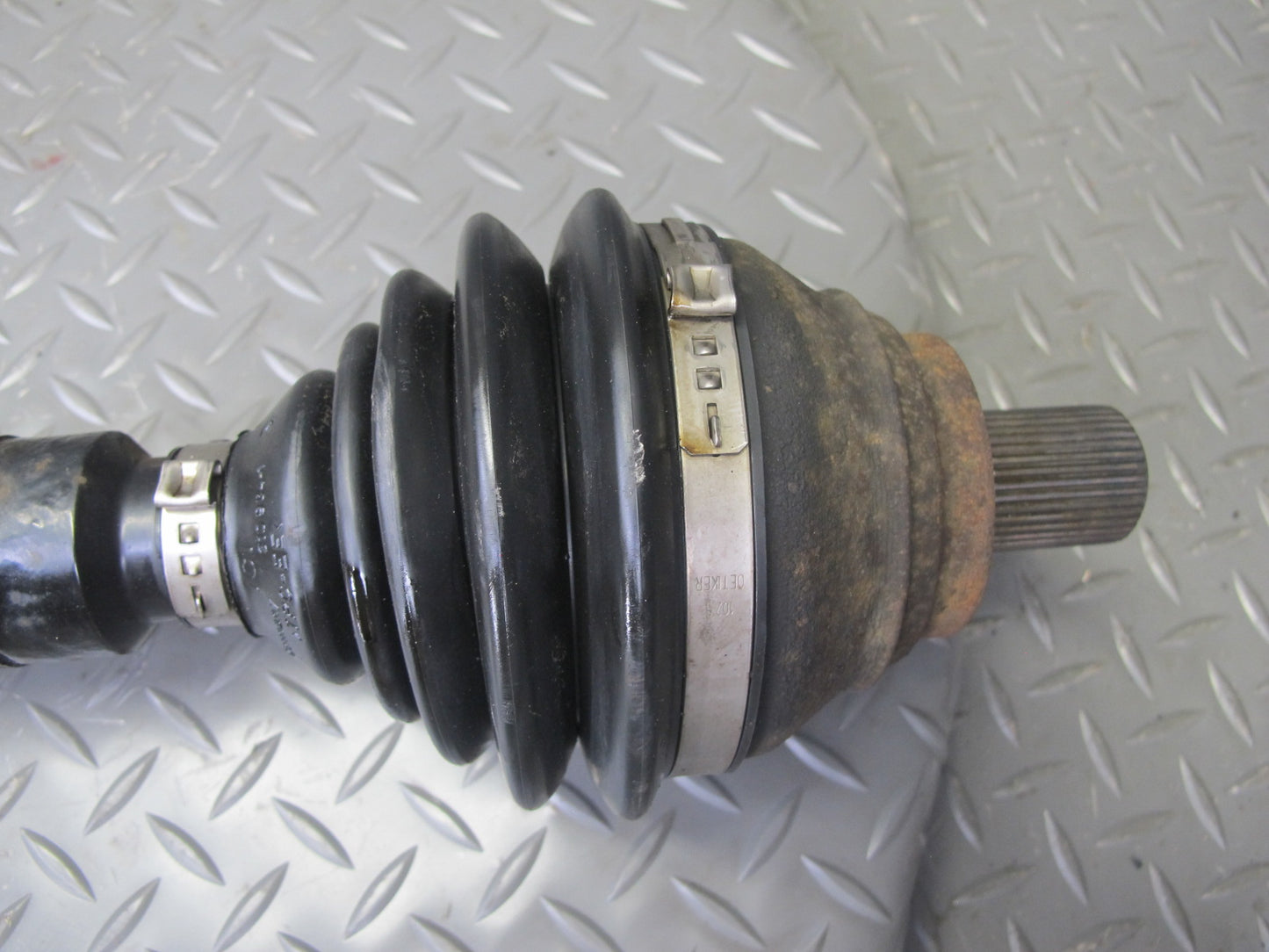 2008 Volkswagen VW Golf R32 MK5 VR6 A/T Front Right Axle Half Shaft OEM