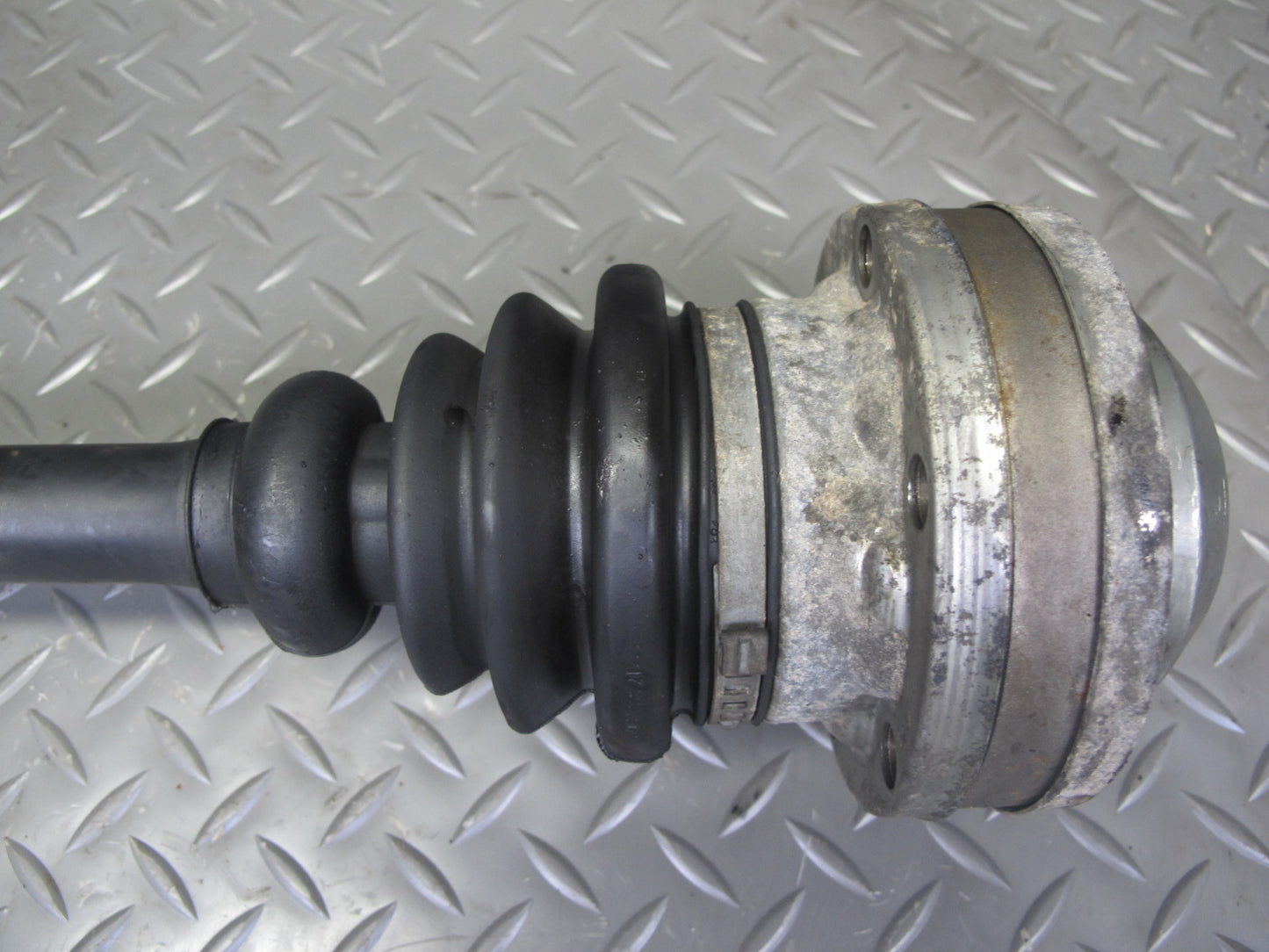 2008 Volkswagen VW Golf R32 MK5 VR6 A/T Front Left Axle Half Shaft OEM