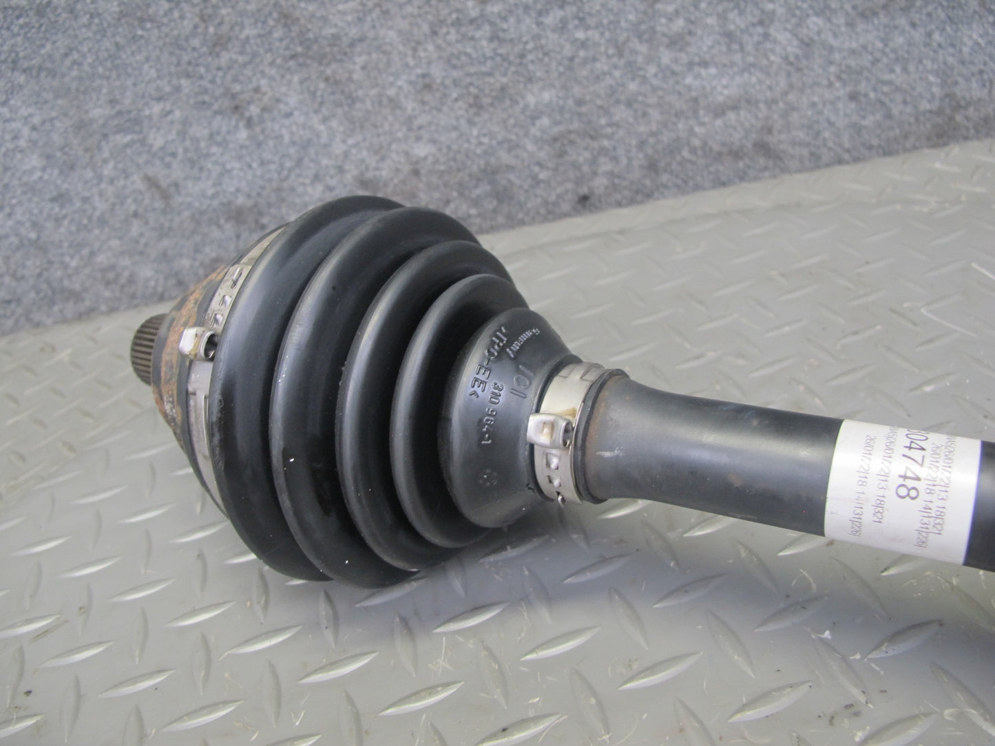2008 Volkswagen VW Golf R32 MK5 VR6 A/T Front Left Axle Half Shaft OEM