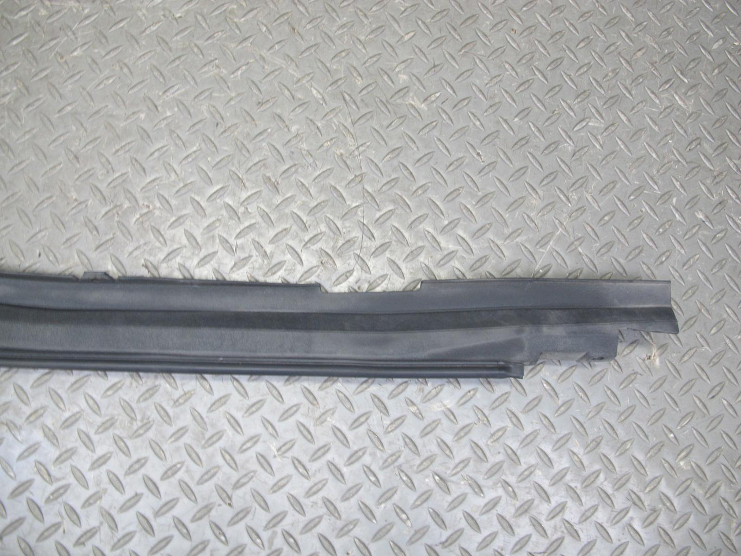 07-12 Lexus UVF46L LS600h LS460 Front Left Fender Shell Panel Obsidian OEM