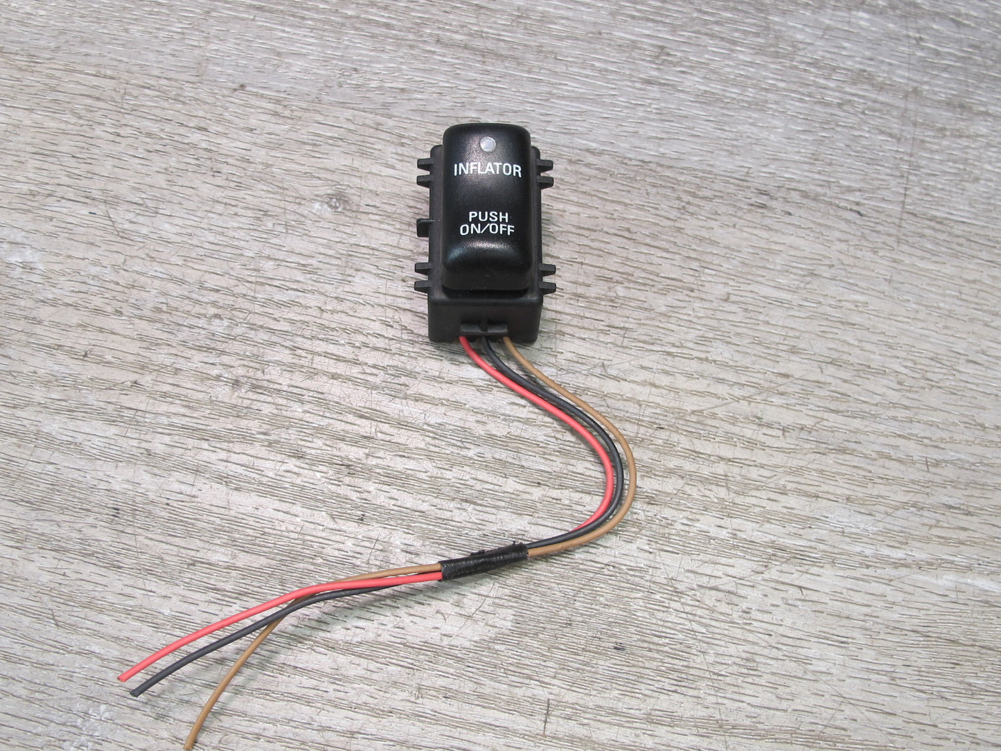 2003-2007 Hummer H2 Inflator Push Button Switch