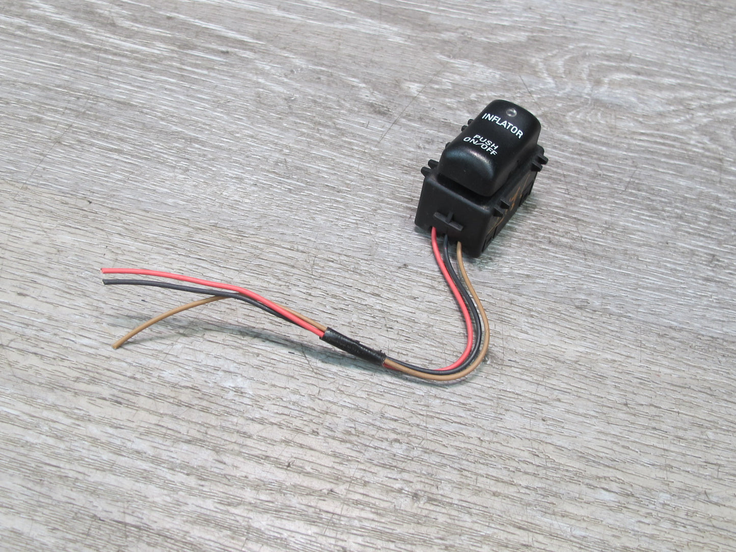2003-2007 Hummer H2 Inflator Push Button Switch