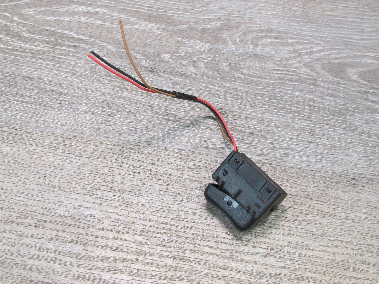 2003-2007 Hummer H2 Inflator Push Button Switch