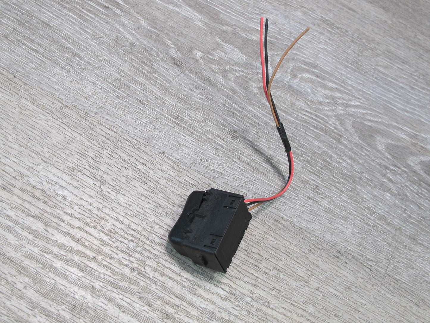 2003-2007 Hummer H2 Inflator Push Button Switch