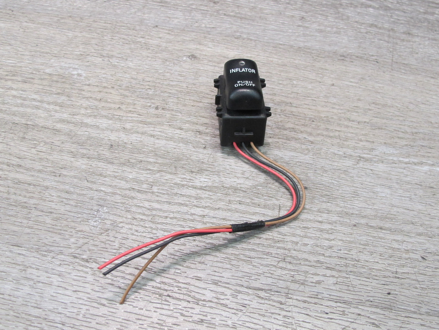 2003-2007 Hummer H2 Inflator Push Button Switch