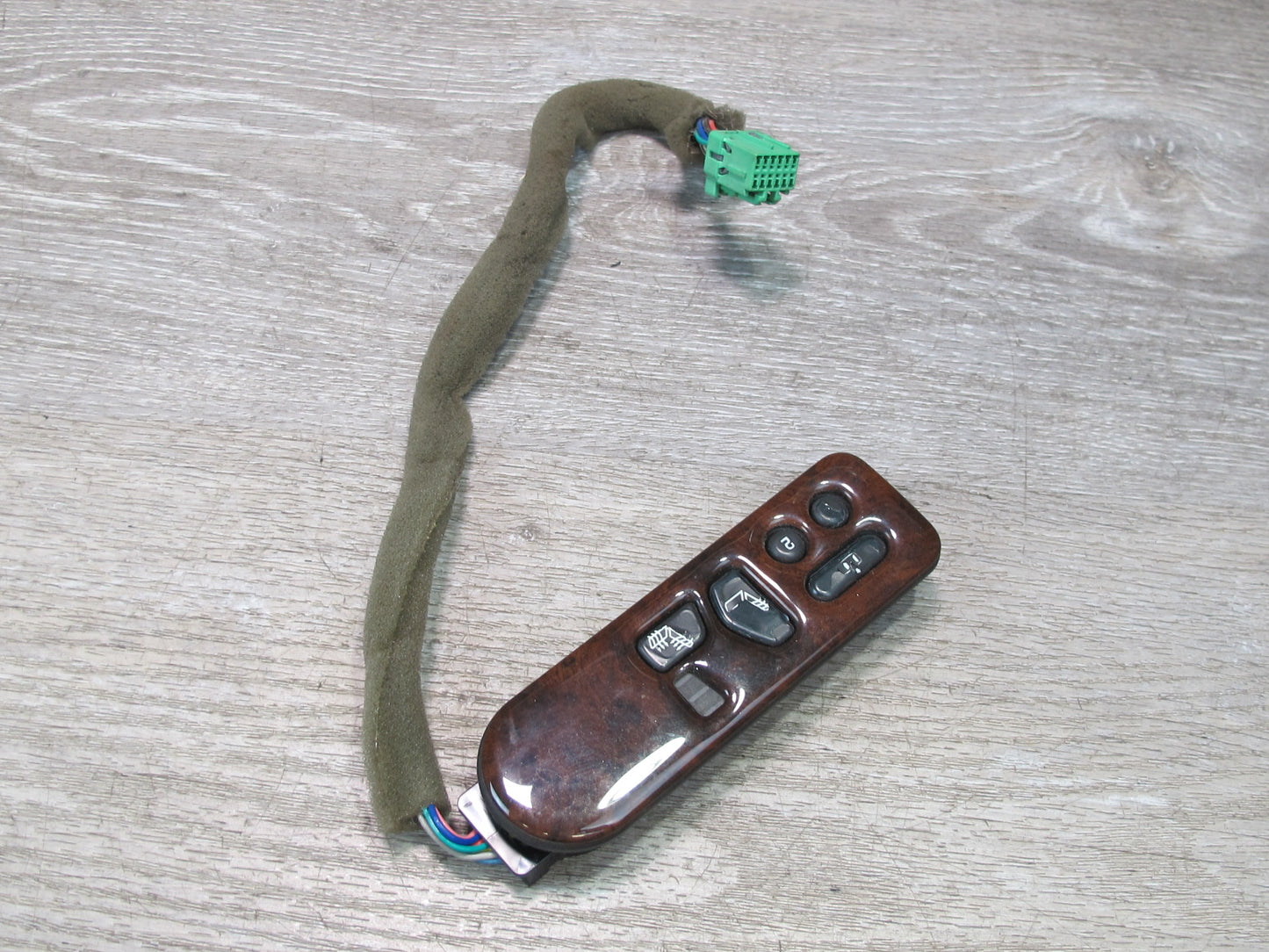 2003-2004 Hummer H2 Front Left Driver Side Door Seat Memory Heat Heater Switch