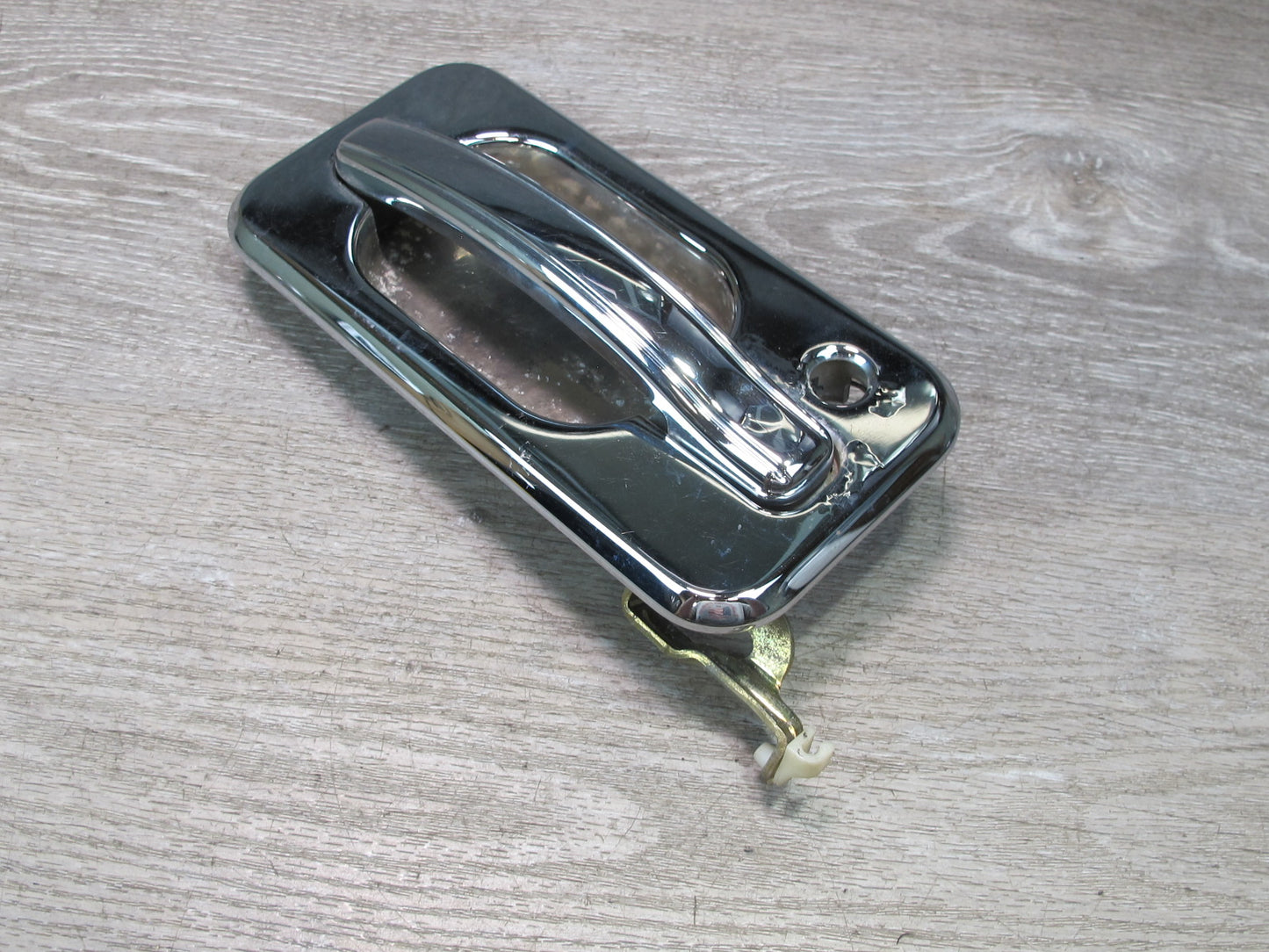 2003-2005 Hummer H2 Front Right Paasenger Side Door Exterior Handle