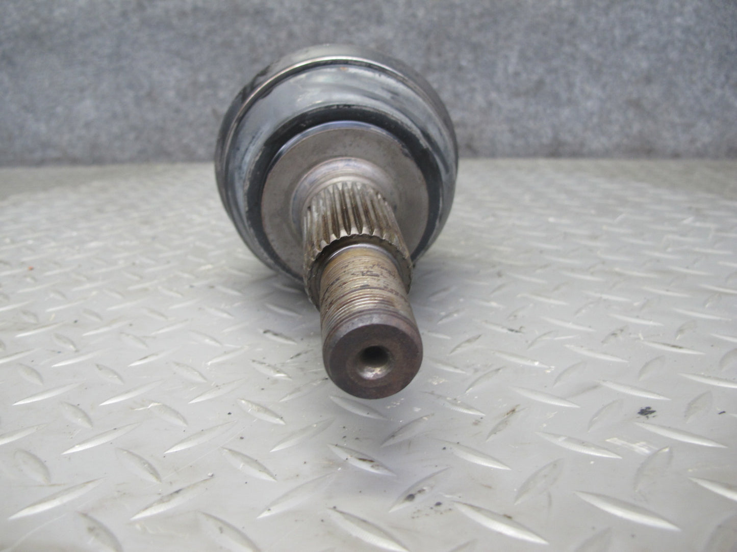 2006 Porsche Cayenne Turbo S 955 Front Left Suspension Axle Shaft 7L0407271C