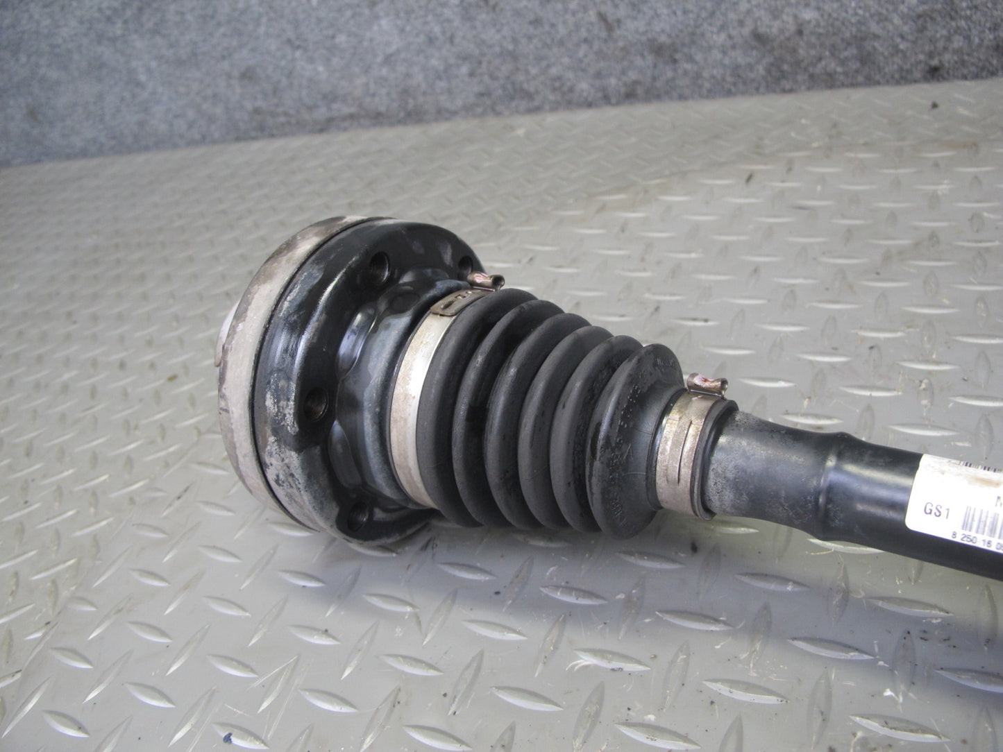 2006 Porsche Cayenne Turbo S 955 Front Right Suspension Axle Shaft