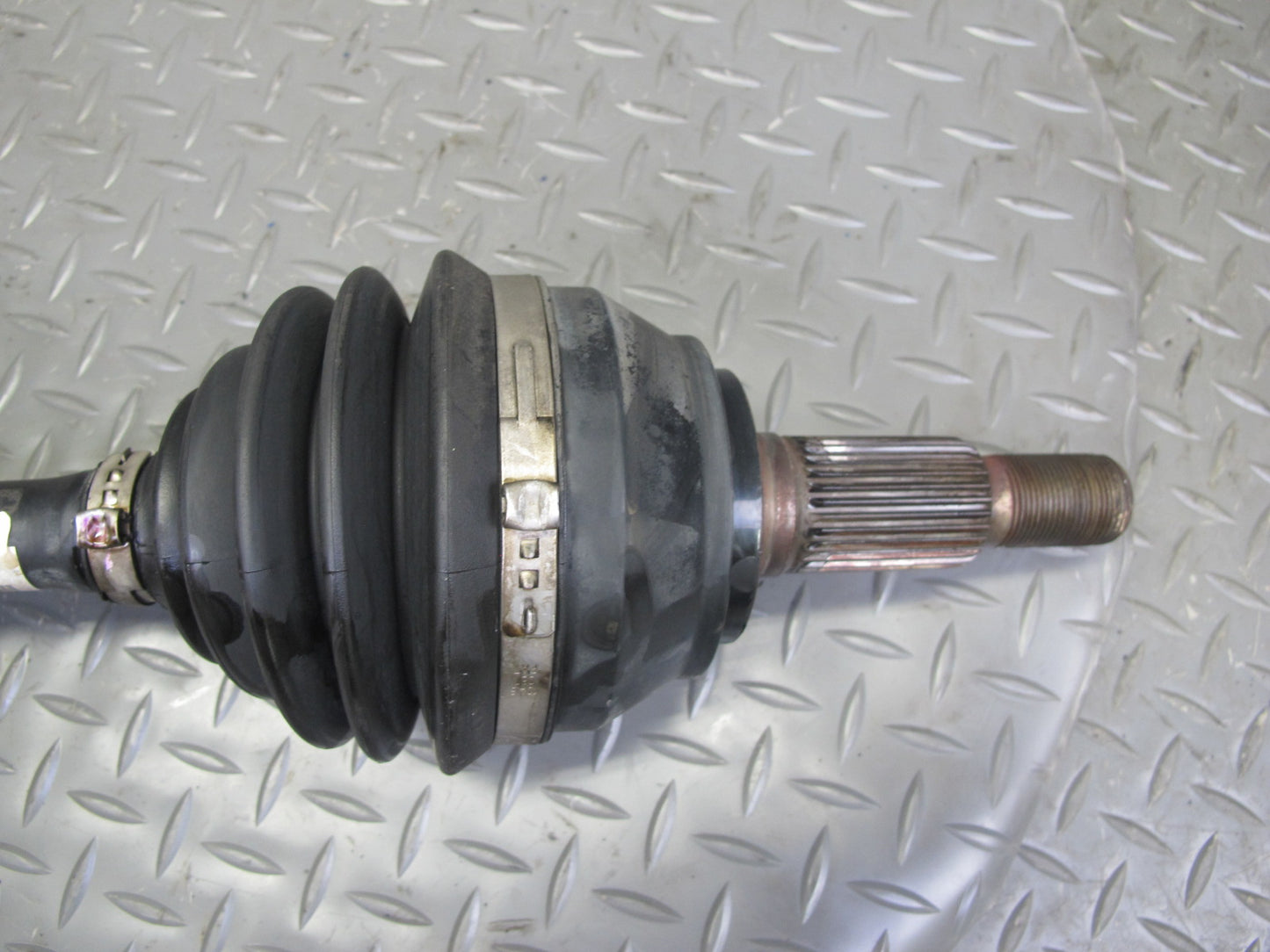 2006 Porsche Cayenne Turbo S 955 Front Right Suspension Axle Shaft