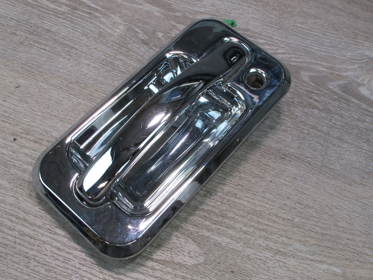 2003-2005 Hummer H2 Front Left Driver Side Door Exterior Handle