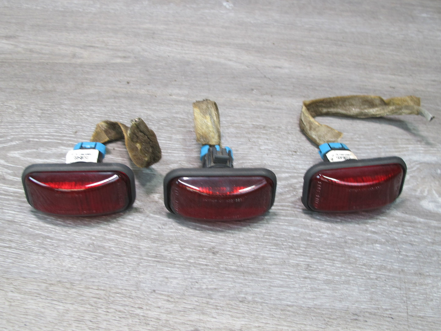 2003-2009 Hummer H2 Rear Roof Clearance Marker Light Lamp RED Set of 3