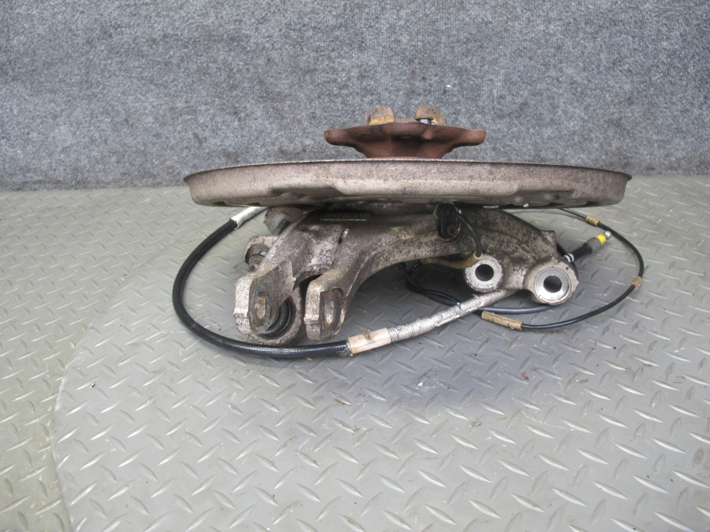 2015-2017 BMW F82 M4 Rear Left Spindle Knuckle Wheel Hub Bearing