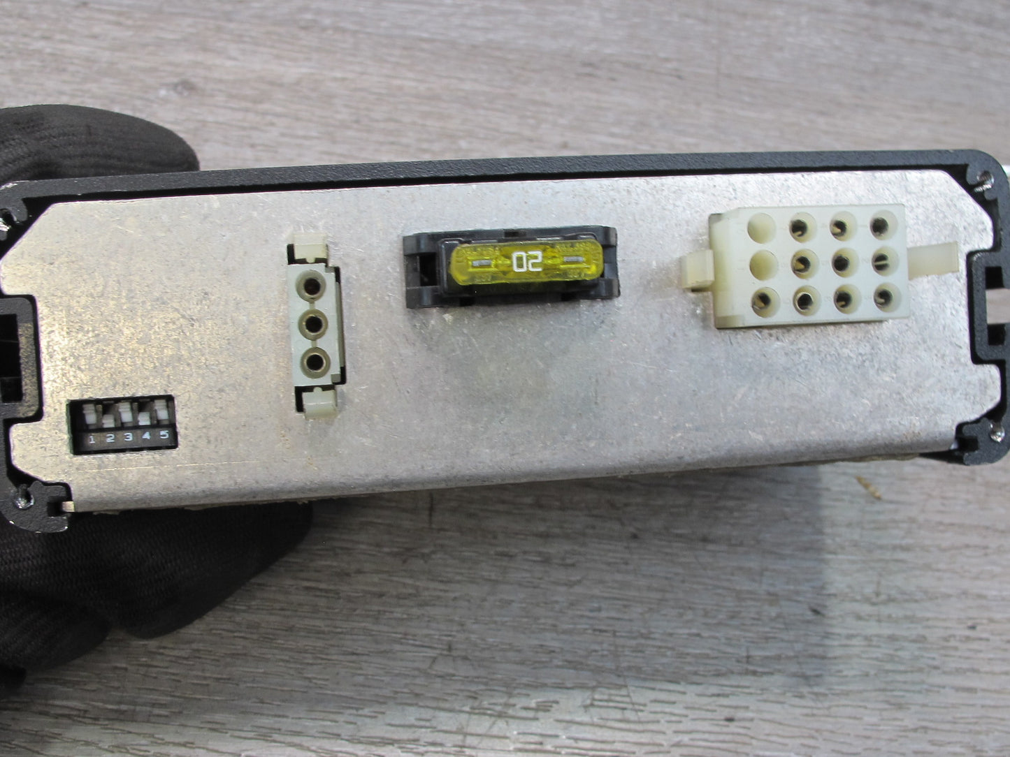 Whelen Traffic Advisor Controller Lightbar TACTRL1 Amber 01-0682340-00C
