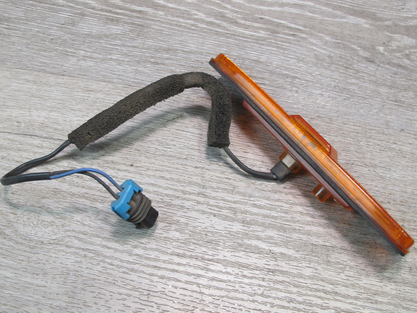 2003-2009 Hummer H2 Front Left & Right Side Marker Lamp Light Set