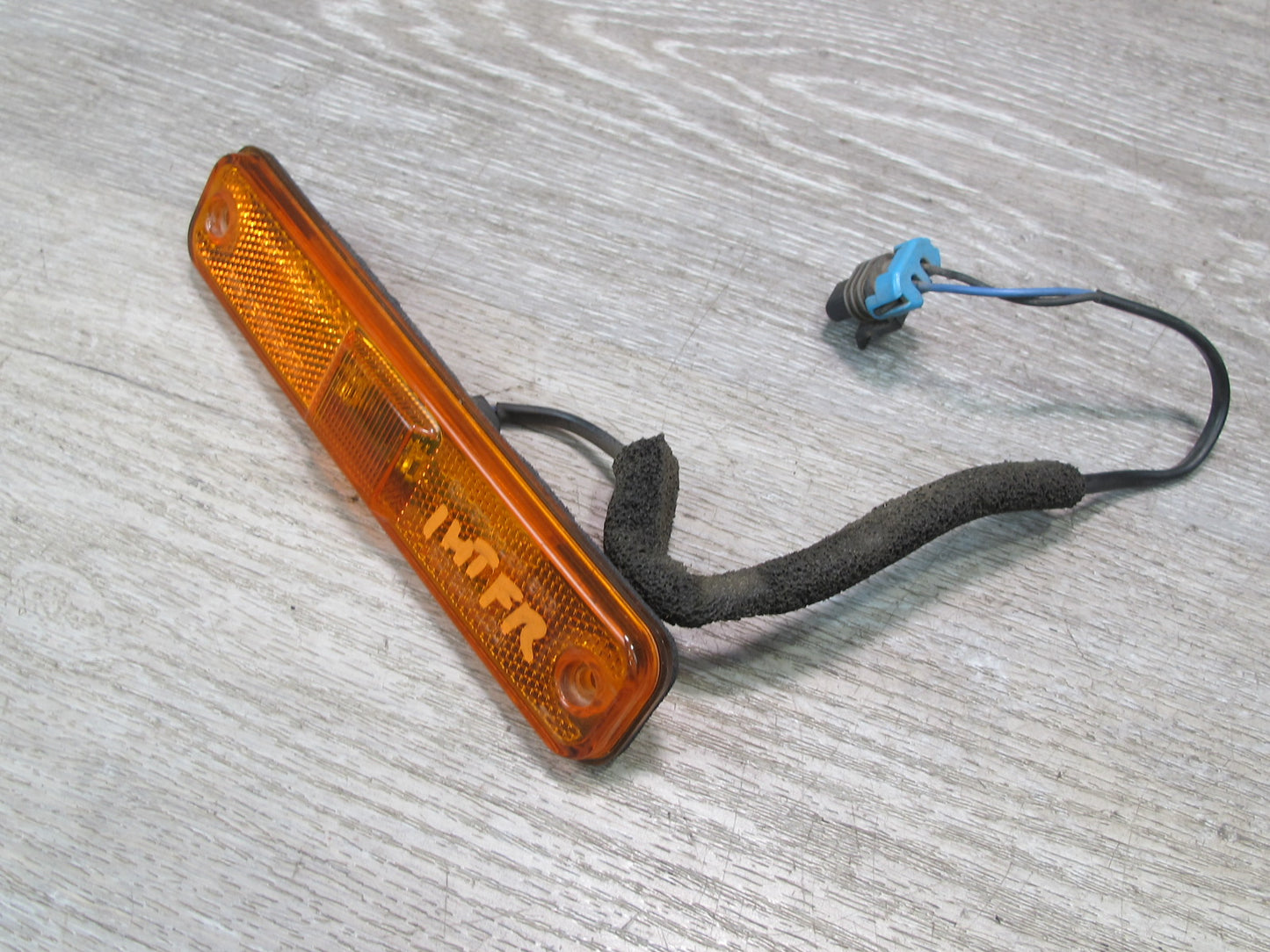 2003-2009 Hummer H2 Front Left & Right Side Marker Lamp Light Set