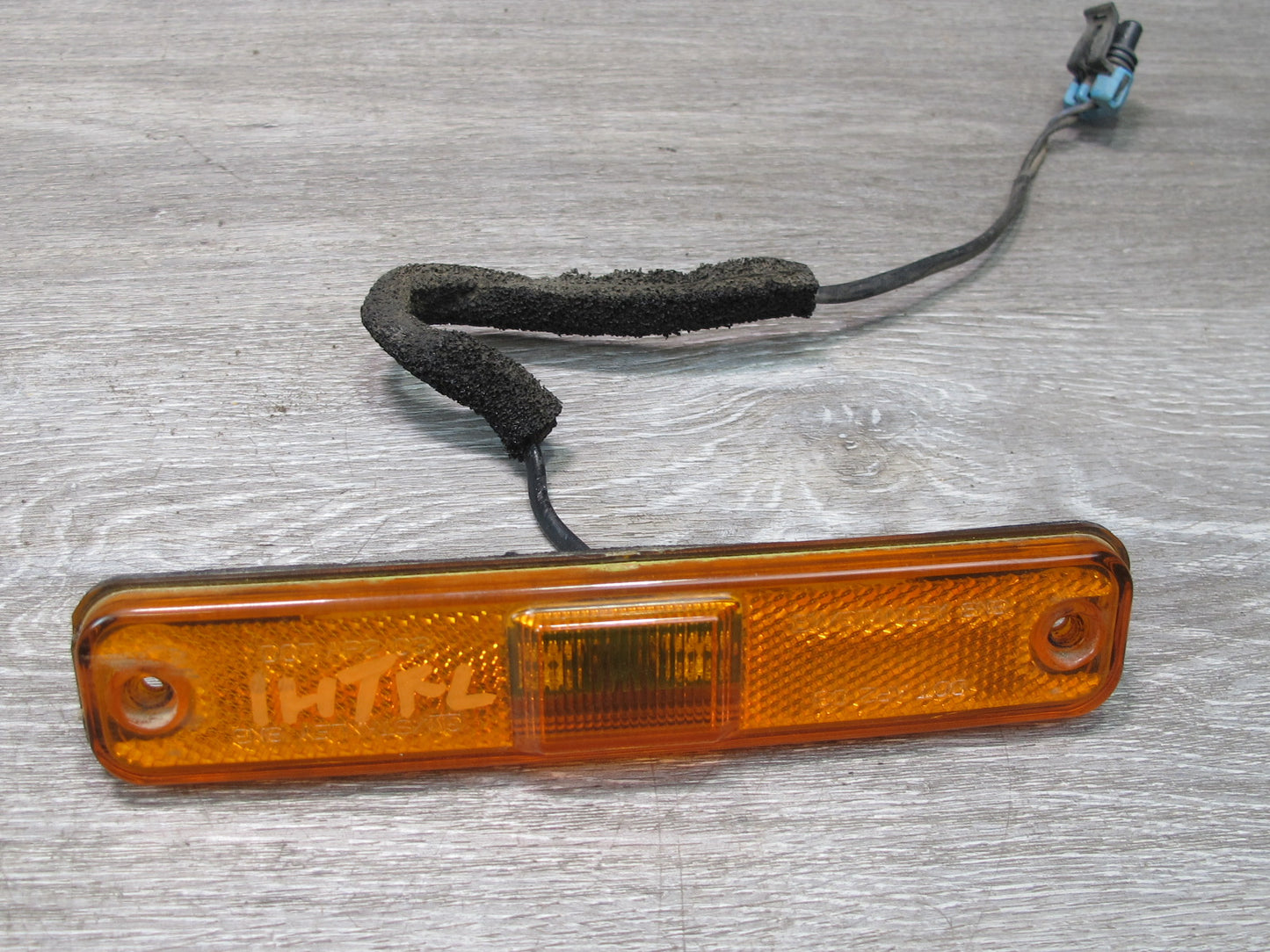 2003-2009 Hummer H2 Front Left & Right Side Marker Lamp Light Set