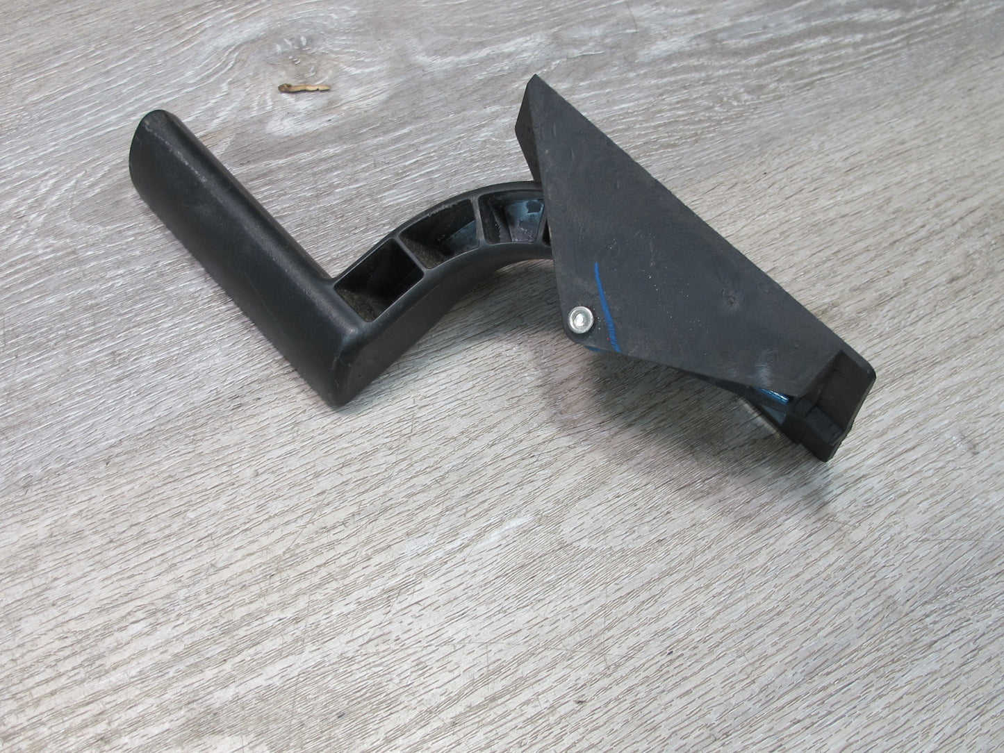 2003-2007 Hummer H2 Front Left Driver Side Door Interior Handle