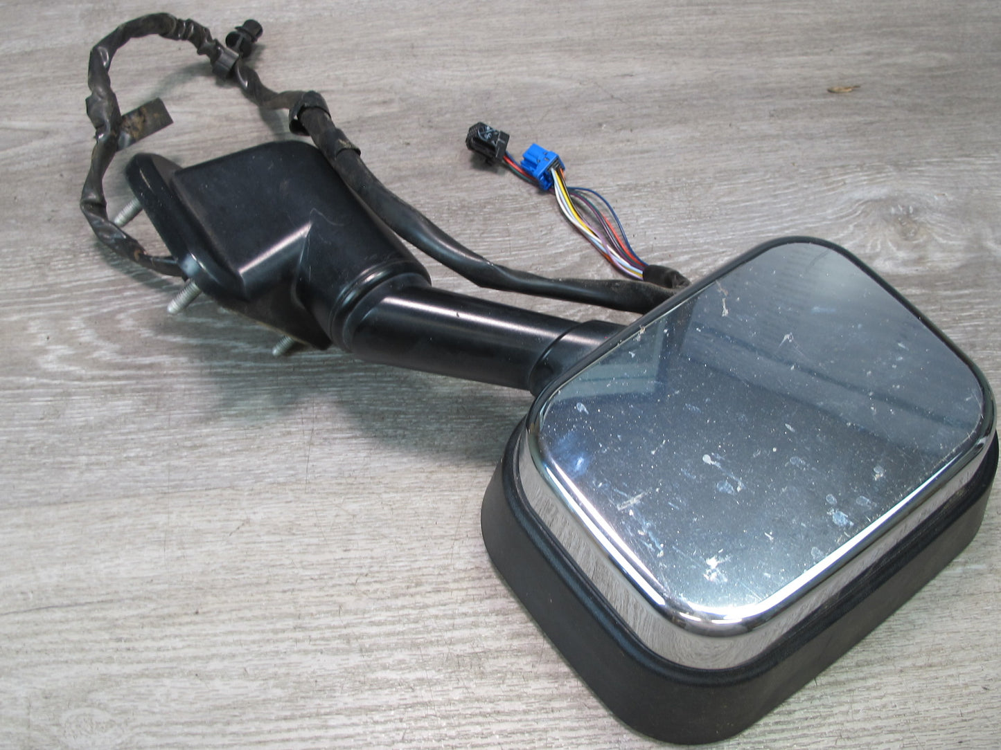 2003-2007 Hummer H2 Front Right Side Heated Power Exterior Door Mirror Chrome