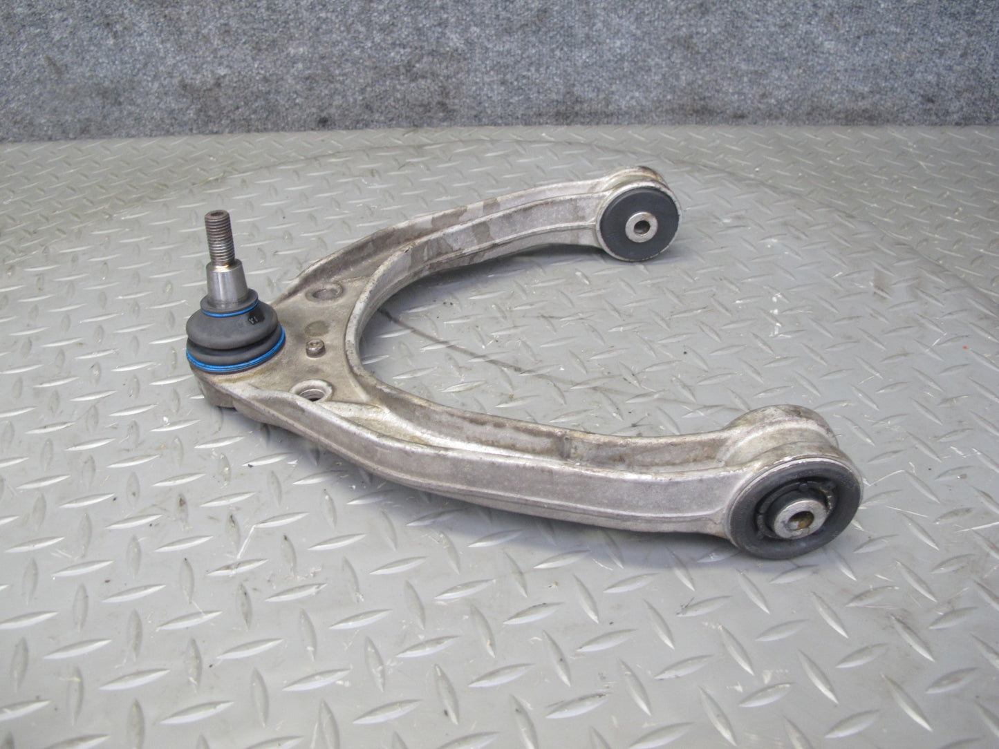 2003-2010 Porsche Cayenne 955 Meyle Front Right Suspension Upper Control Arm