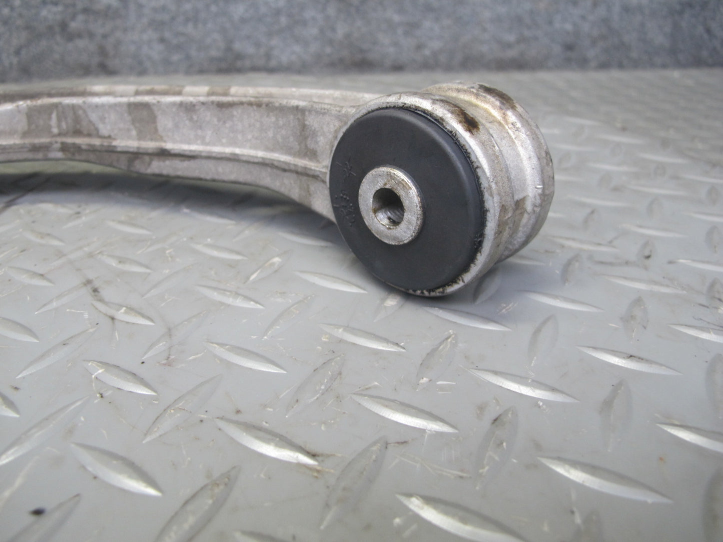 2003-2010 Porsche Cayenne 955 Meyle Front Right Suspension Upper Control Arm