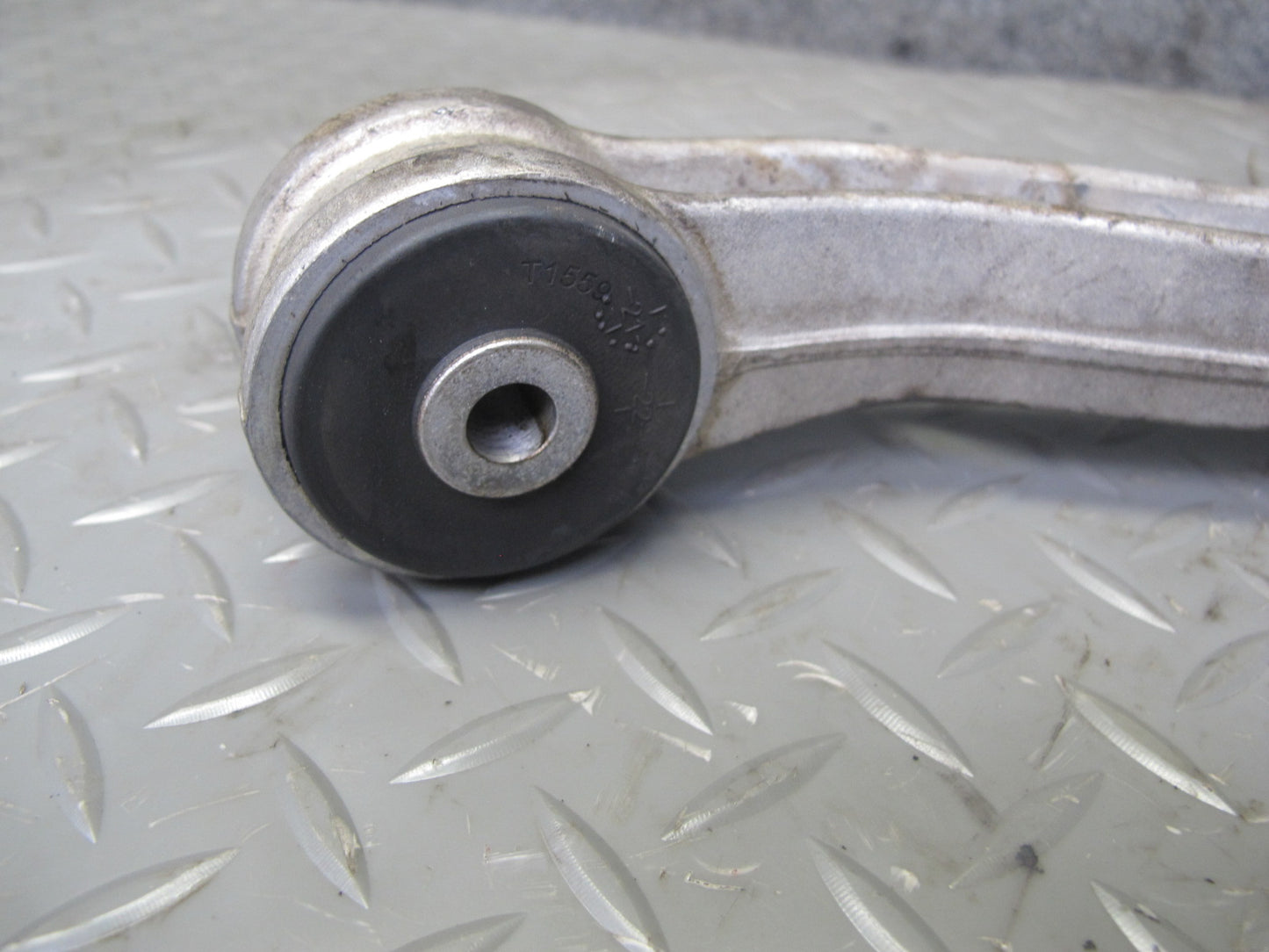 2003-2010 Porsche Cayenne 955 Meyle Front Right Suspension Upper Control Arm