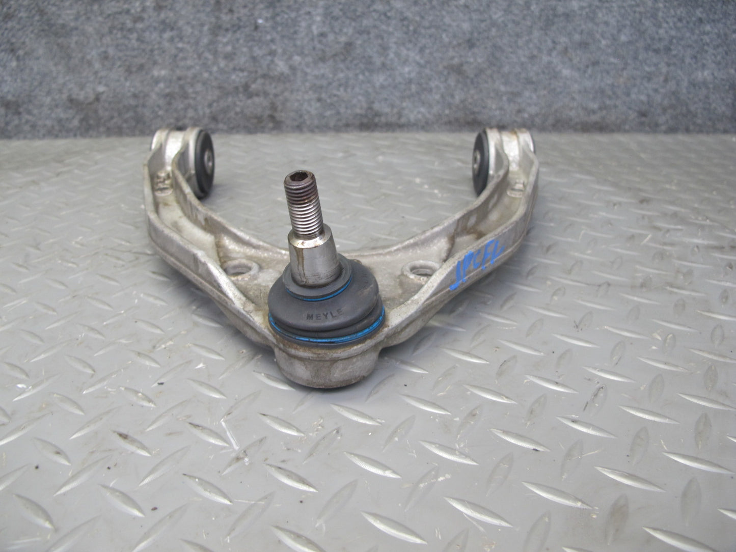 2003-2010 Porsche Cayenne 955 Meyle Front Left Suspension Upper Control Arm