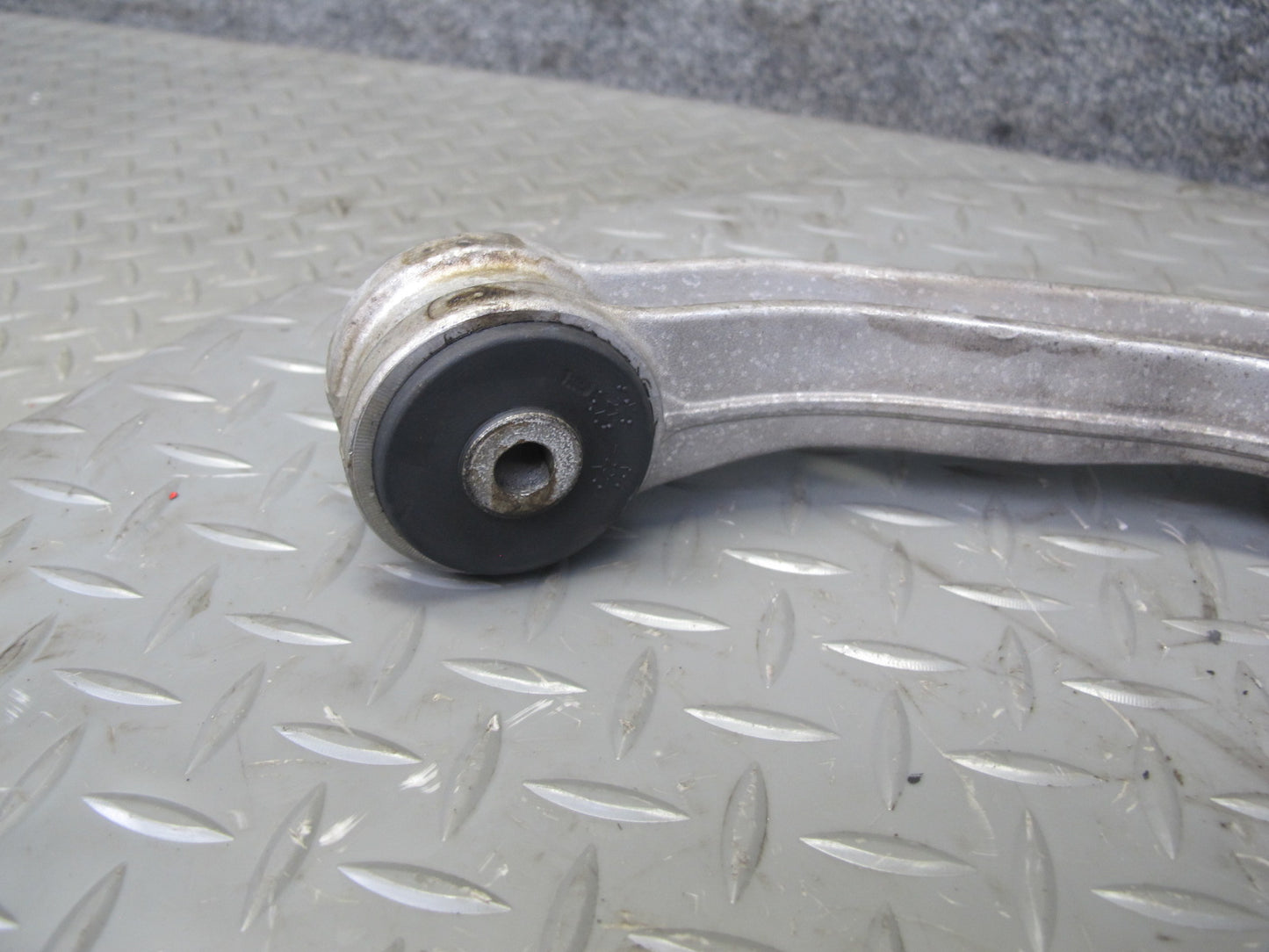 2003-2010 Porsche Cayenne 955 Meyle Front Left Suspension Upper Control Arm
