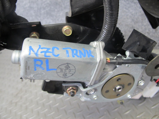 04-05 Nissan 350Z Convert Rear Left Soft TOP Roof Lift Motor w Hinge & Wire OEM