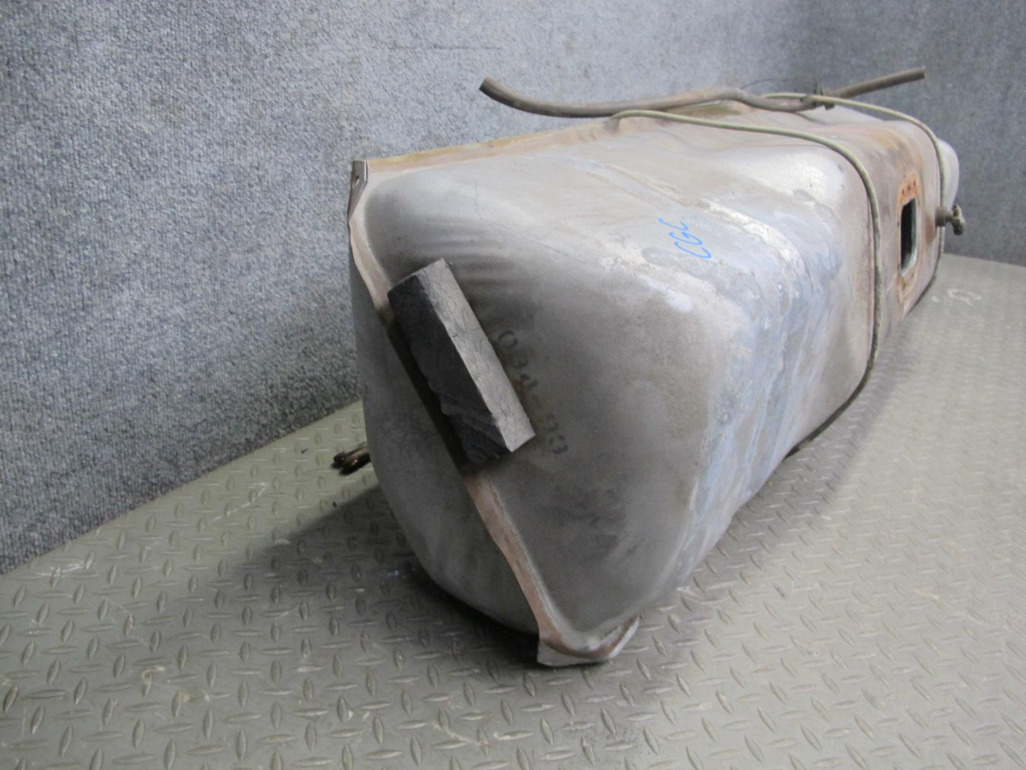 84-96 Chevrolet Corvette C4 Fuel Gas Tank Assembly OEM