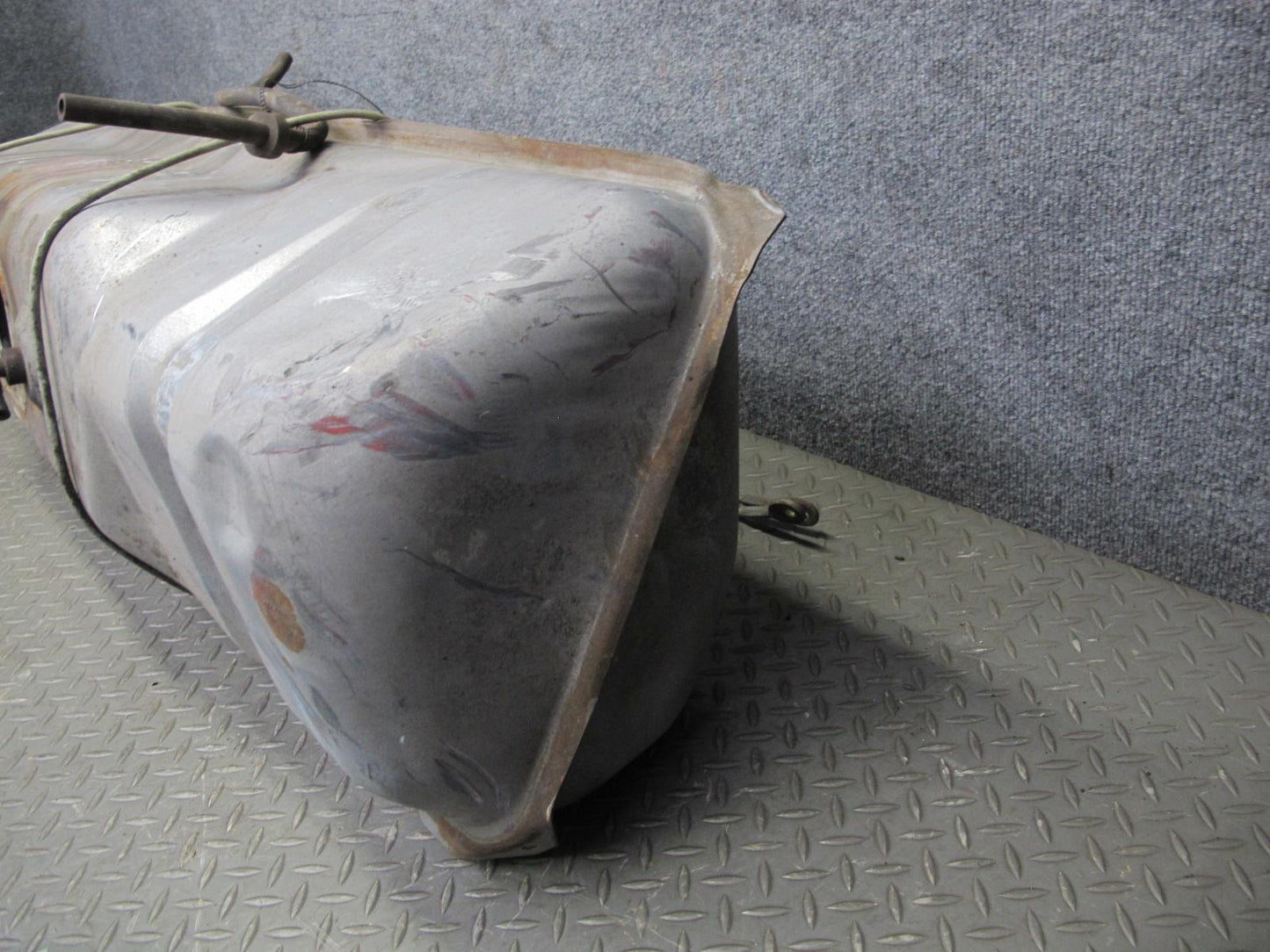 84-96 Chevrolet Corvette C4 Fuel Gas Tank Assembly OEM
