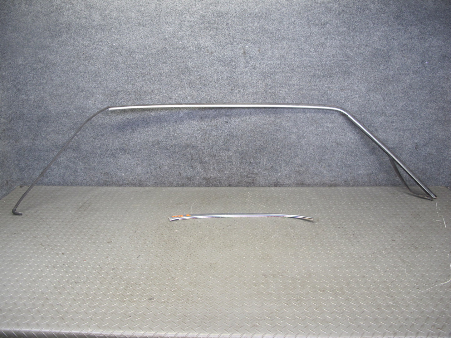 75-85 Mercedes W123 Set of 2 Roof Right Chrome Trim Molding Cover Panel OEM