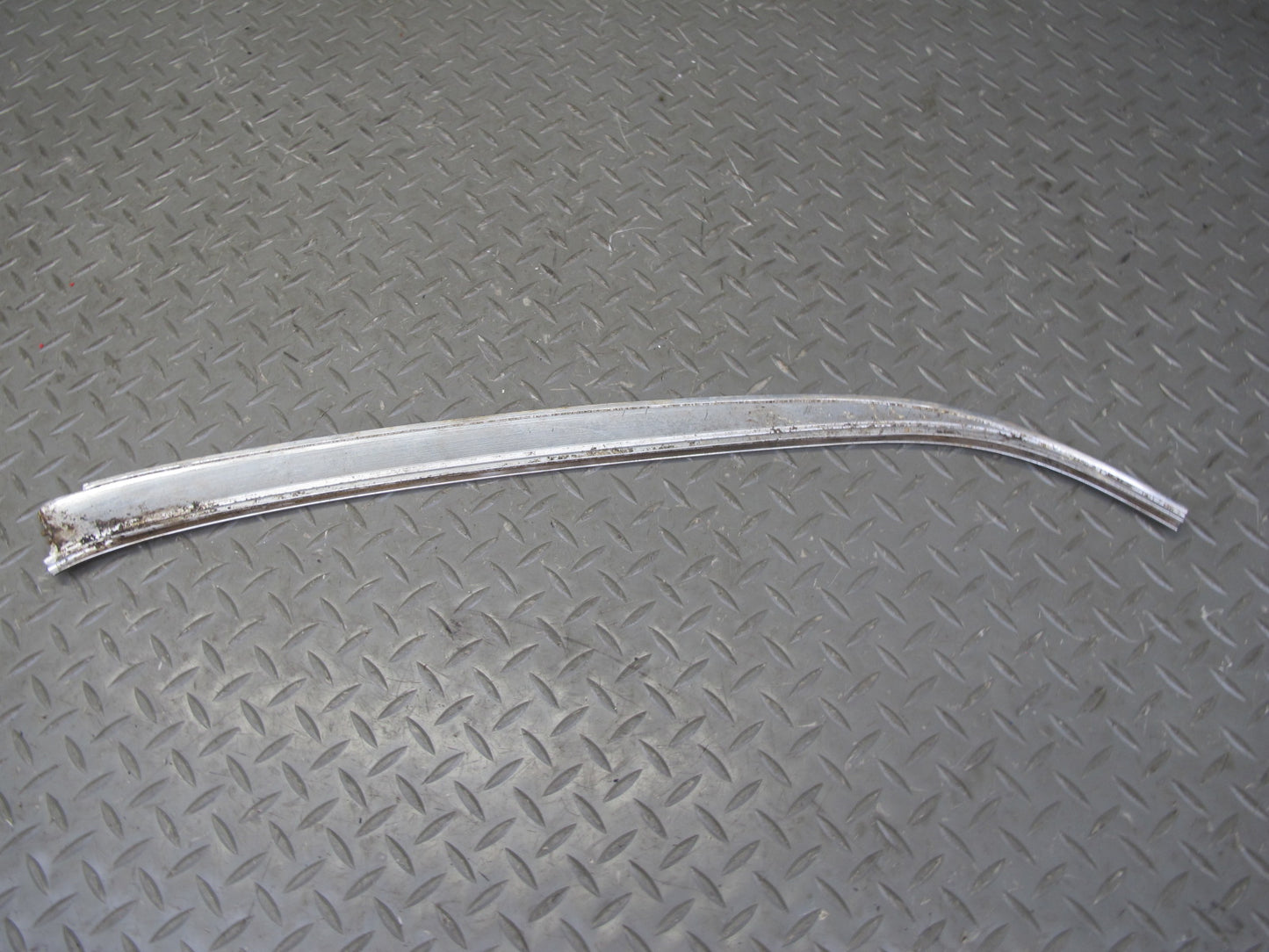 75-85 Mercedes W123 Set of 2 Roof Left Chrome Trim Molding Cover Panel OEM