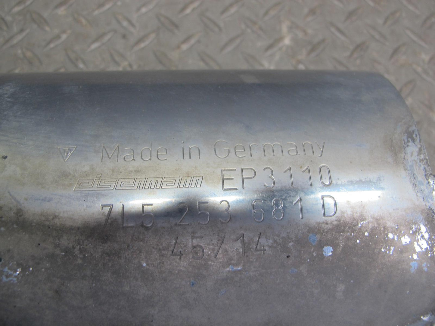 2006 Porsche Cayenne 955 Turbo S Rear Left & Right Exhaust Muffler Tip Set