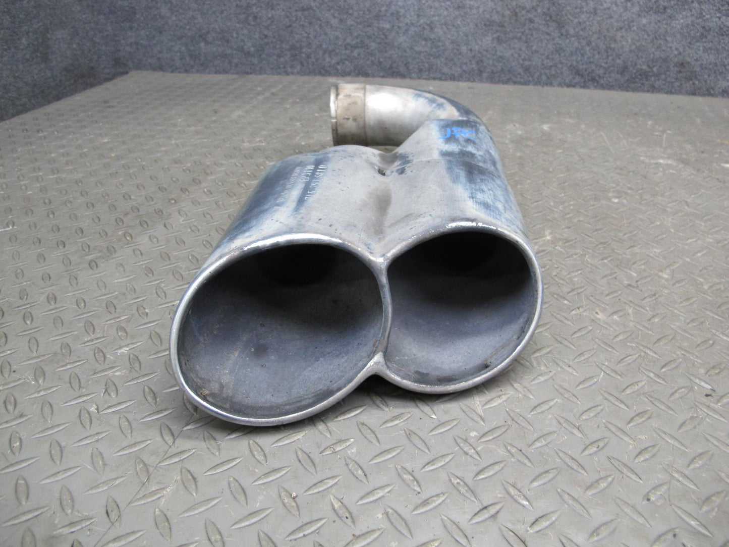 2006 Porsche Cayenne 955 Turbo S Rear Left & Right Exhaust Muffler Tip Set