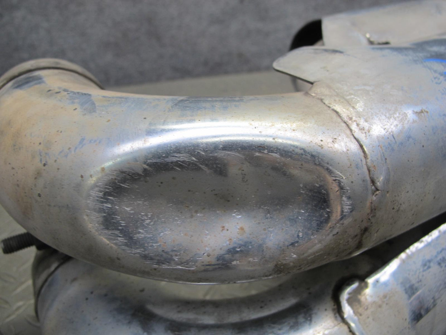 2006 Porsche Cayenne 955 Turbo S Rear Left & Right Exhaust Muffler Tip Set