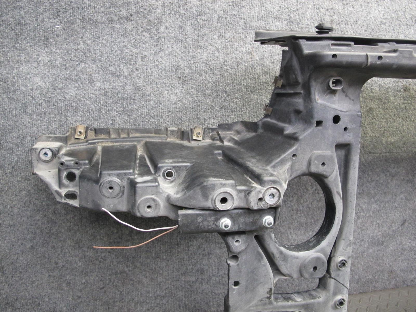 2003-2010 Porsche Cayenne 955 Engine Radiator Core Support Frame Bracket