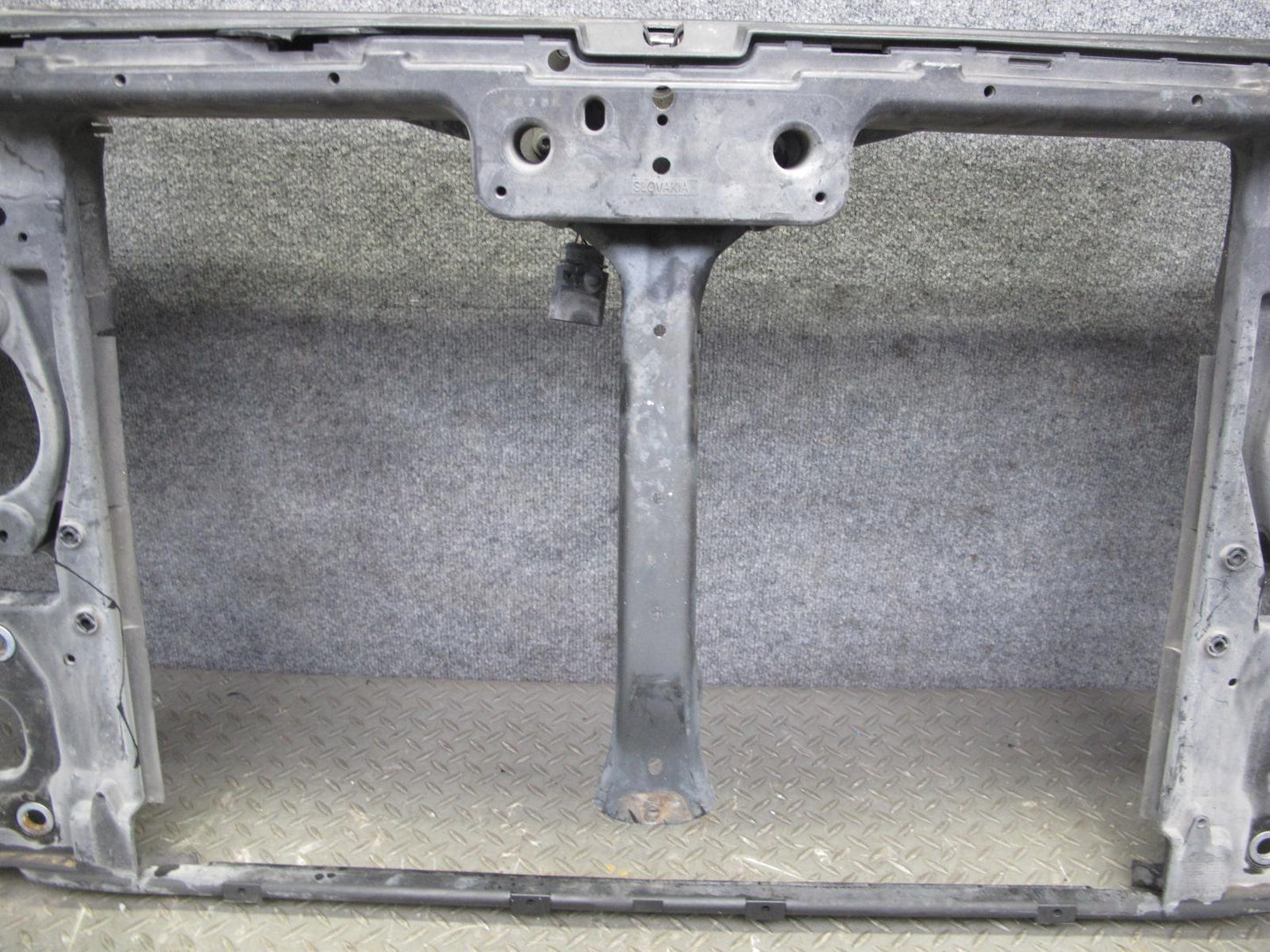 2003-2010 Porsche Cayenne 955 Engine Radiator Core Support Frame Bracket