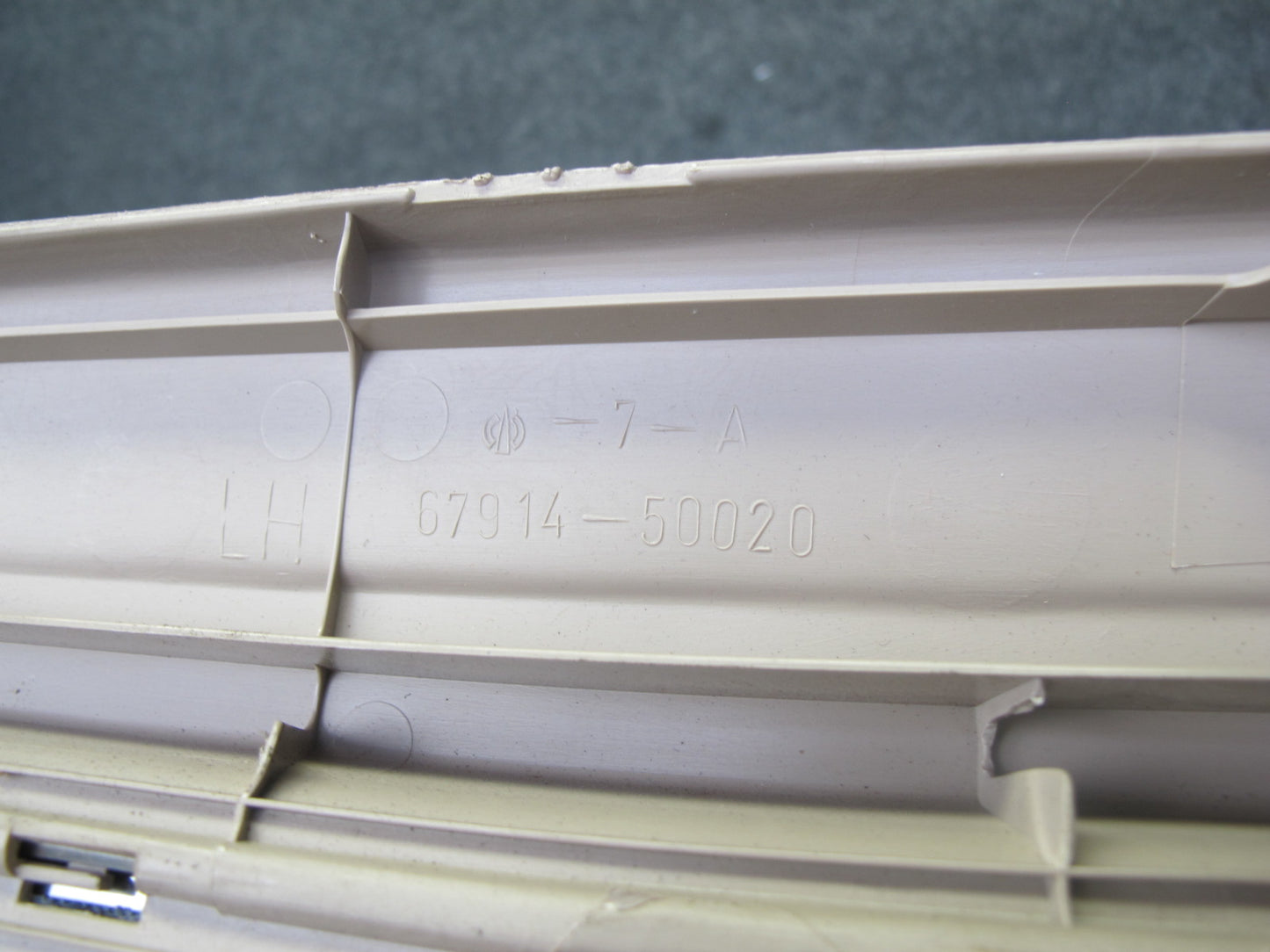 95-97 Lexus LS400 Set of 4 Front & Rear Door Scuff Sill Plate Trim Panel OEM