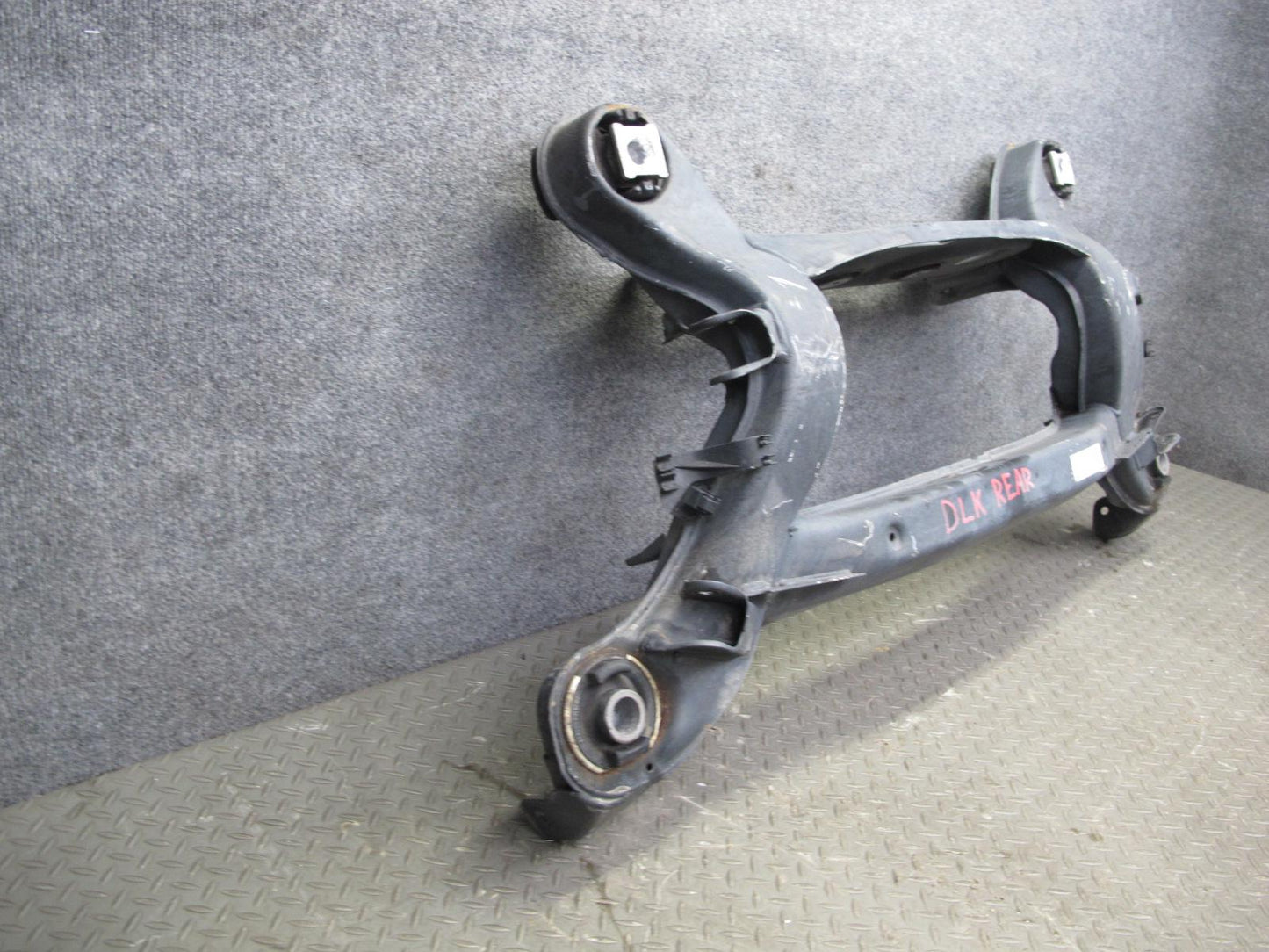 2012-2016 Mercedes R172 SLK Rear Subframe Crossmember Cradle Axle Carrier