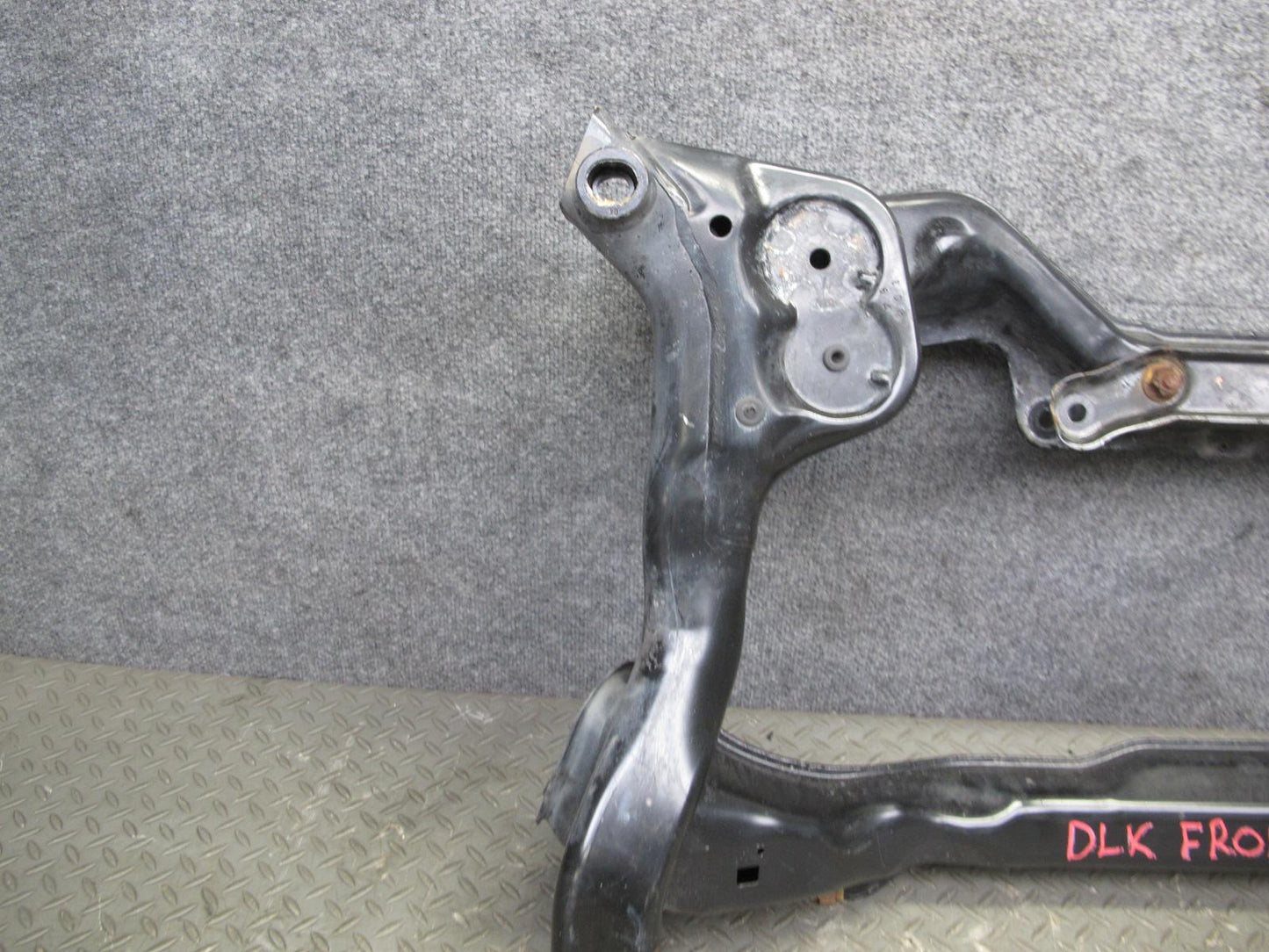 2012-2016 Mercedes R172 SLK Front Subframe Crossmember Cradle Axle Carrier