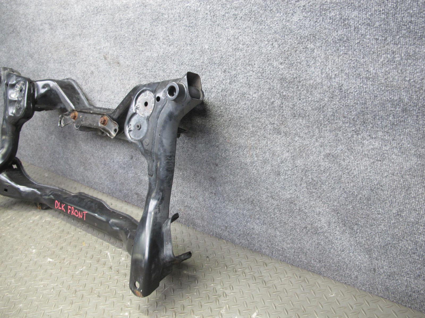 2012-2016 Mercedes R172 SLK Front Subframe Crossmember Cradle Axle Carrier