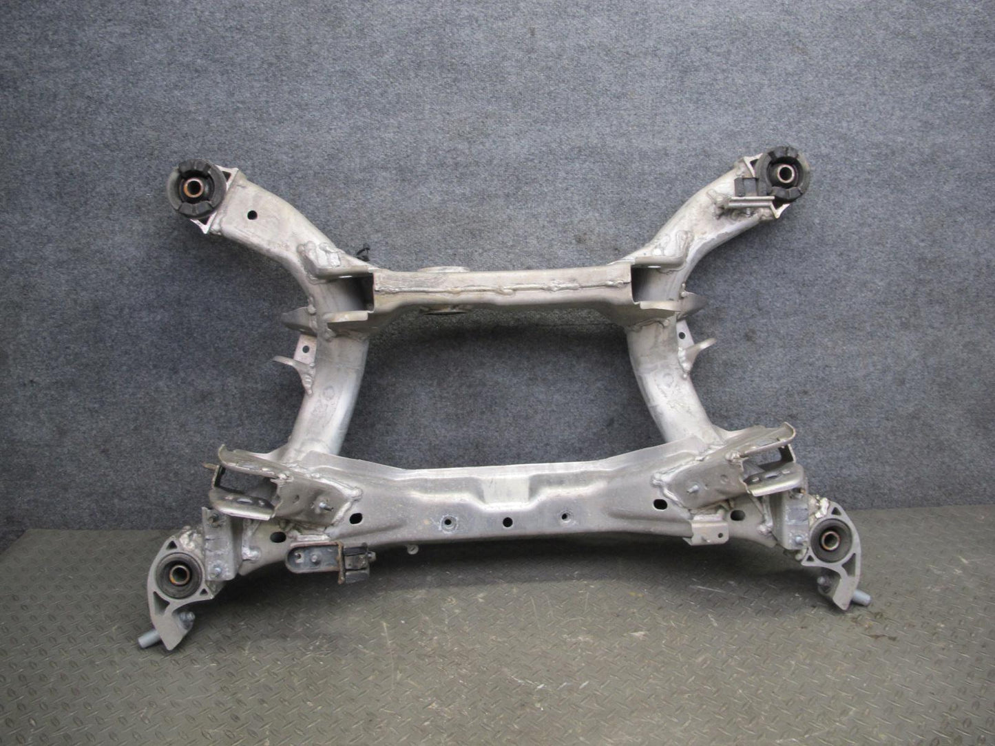 07-09 Nissan 350Z Z33 Convertible Rear Suspension Sub Frame Crossmember OEM