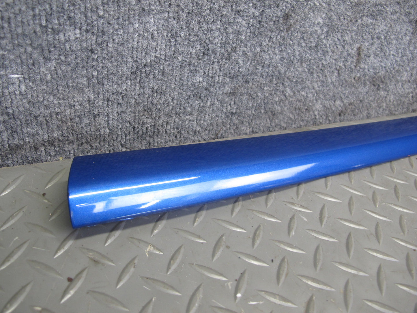 06-09 VW R32 GTI Rabbit 2-DR Set of 4 Door & Quarter Molding Strip Deepblue OEM