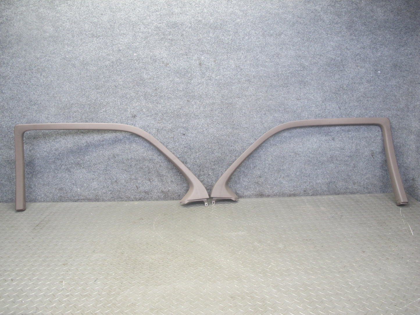 95-00 Lexus UCF20L LS400 Set of 2 Rear Door Window Frame Trim Cover Panel OEM
