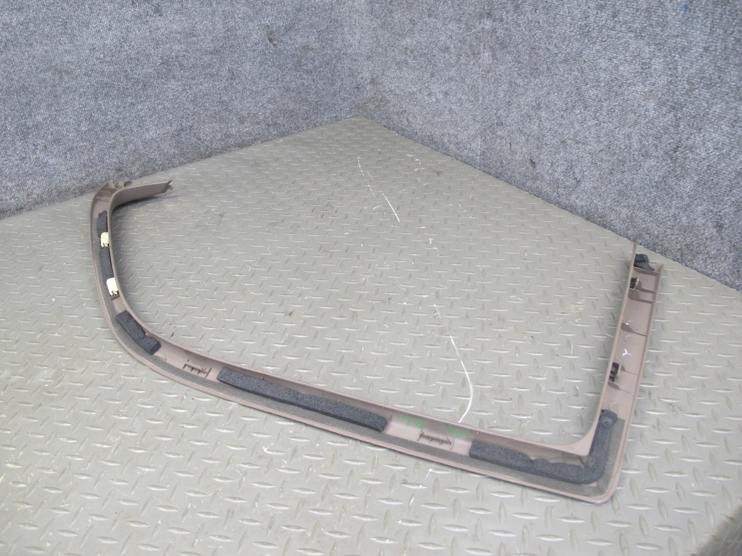 95-00 Lexus UCF20L LS400 Set of 2 Rear Door Window Frame Trim Cover Panel OEM