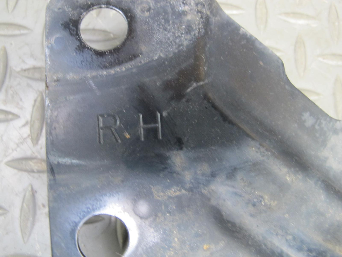 07-09 Nissan 350Z Z33 Front Subframe Right Bracket Brace OEM