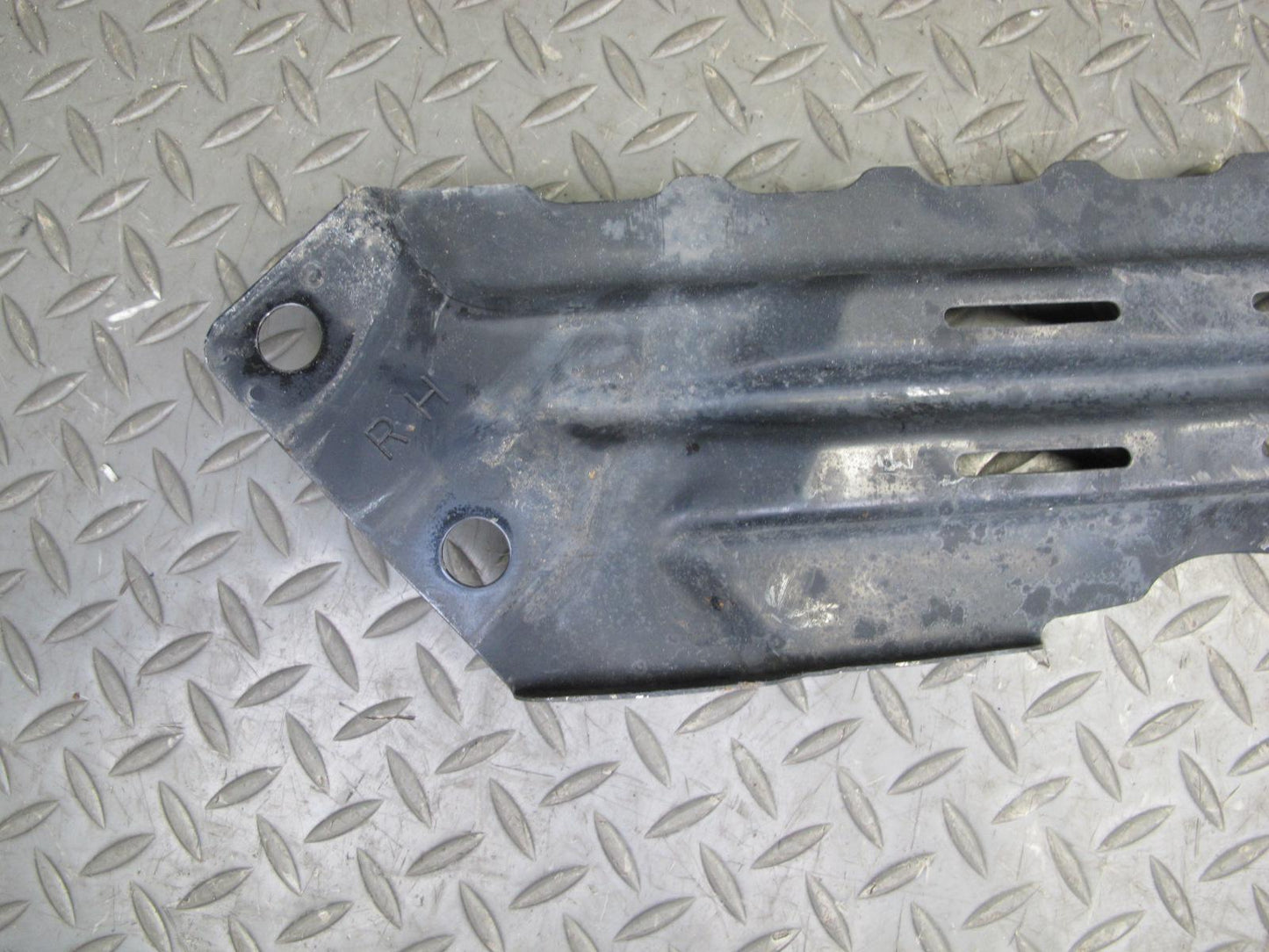 07-09 Nissan 350Z Z33 Front Subframe Right Bracket Brace OEM