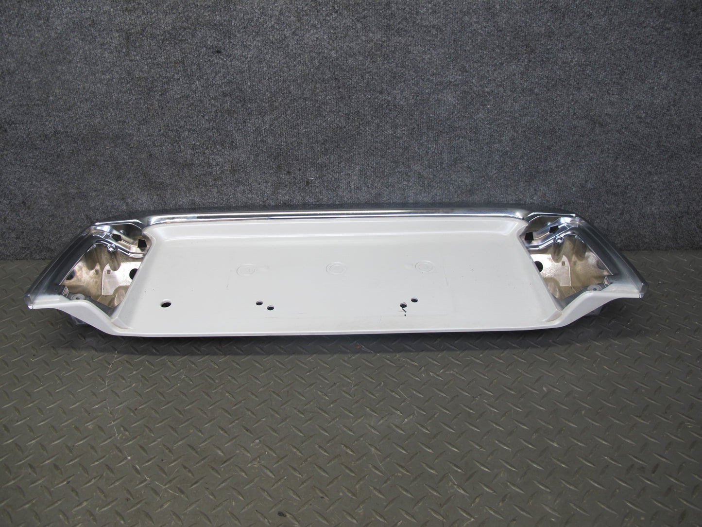 2003-2007 Lexus UZJ100L LX470 Rear Trunk Lid Tailgate License Plate Trim Panel