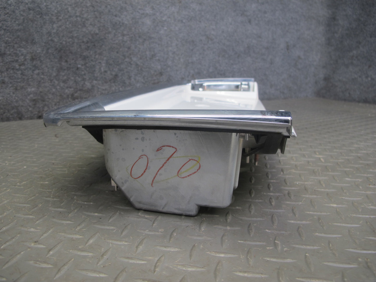 2003-2007 Lexus UZJ100L LX470 Rear Trunk Lid Tailgate License Plate Trim Panel